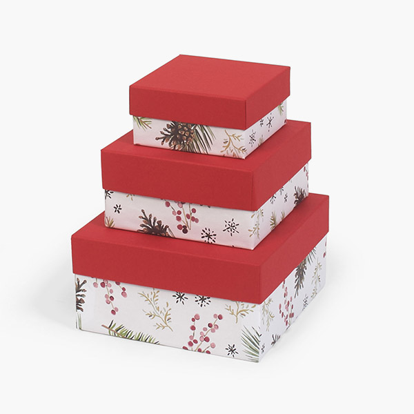 Winter Berry Nested Boxes, Small 3 Piece Set