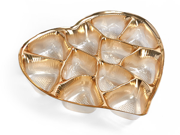 Gold Candy Trays Small Heart, 6.3x5.9x.9", 30 Pack